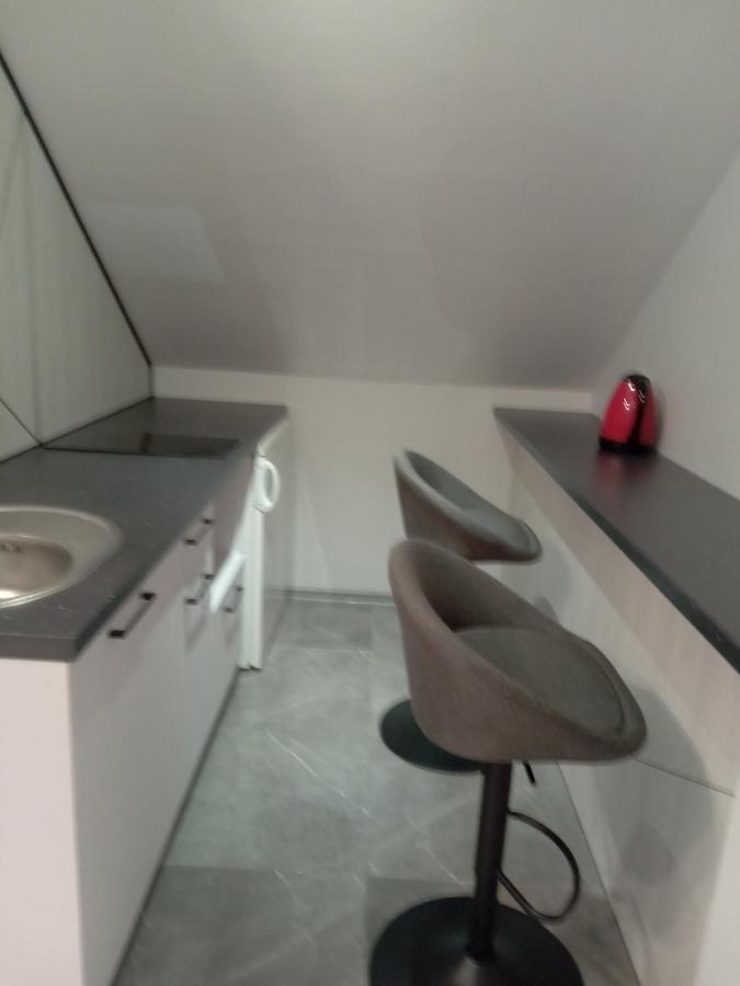 39 Apart Hotel Lviv Eksteriør billede