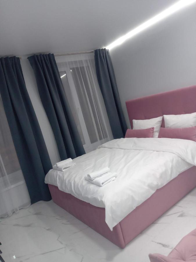39 Apart Hotel Lviv Eksteriør billede