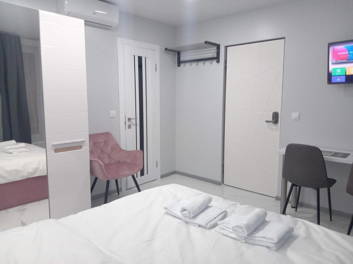 39 Apart Hotel Lviv Eksteriør billede